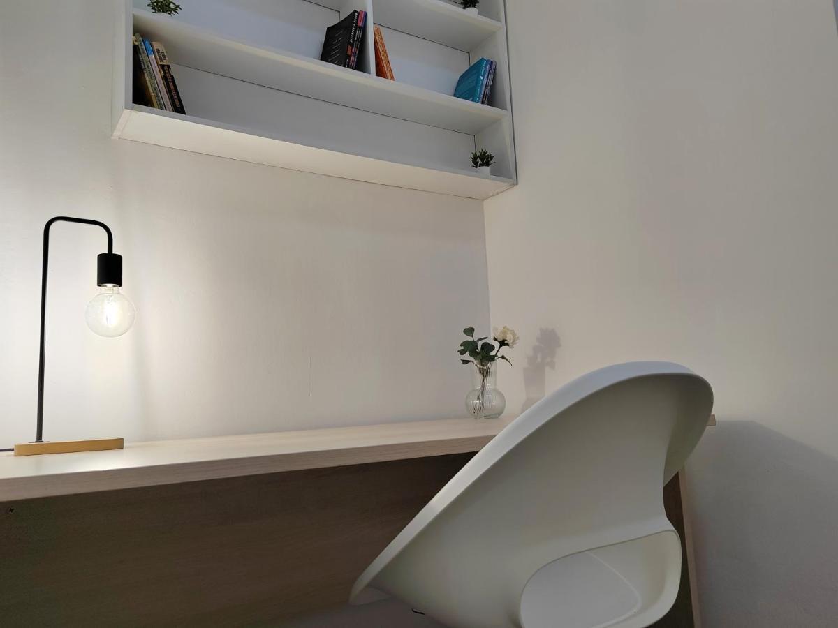 City Sqare Apartment Verde Скопие Екстериор снимка